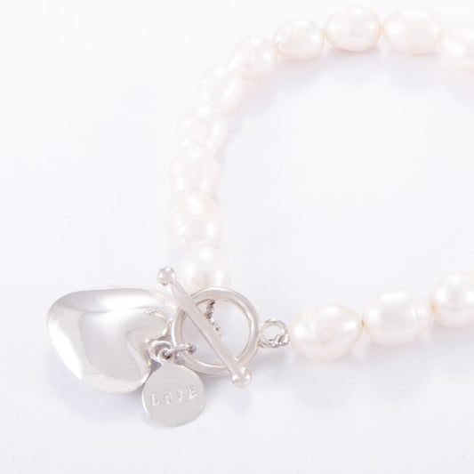 Who's Charlie Freshwater Large Pearl Sterling Silver Heart Bracelet